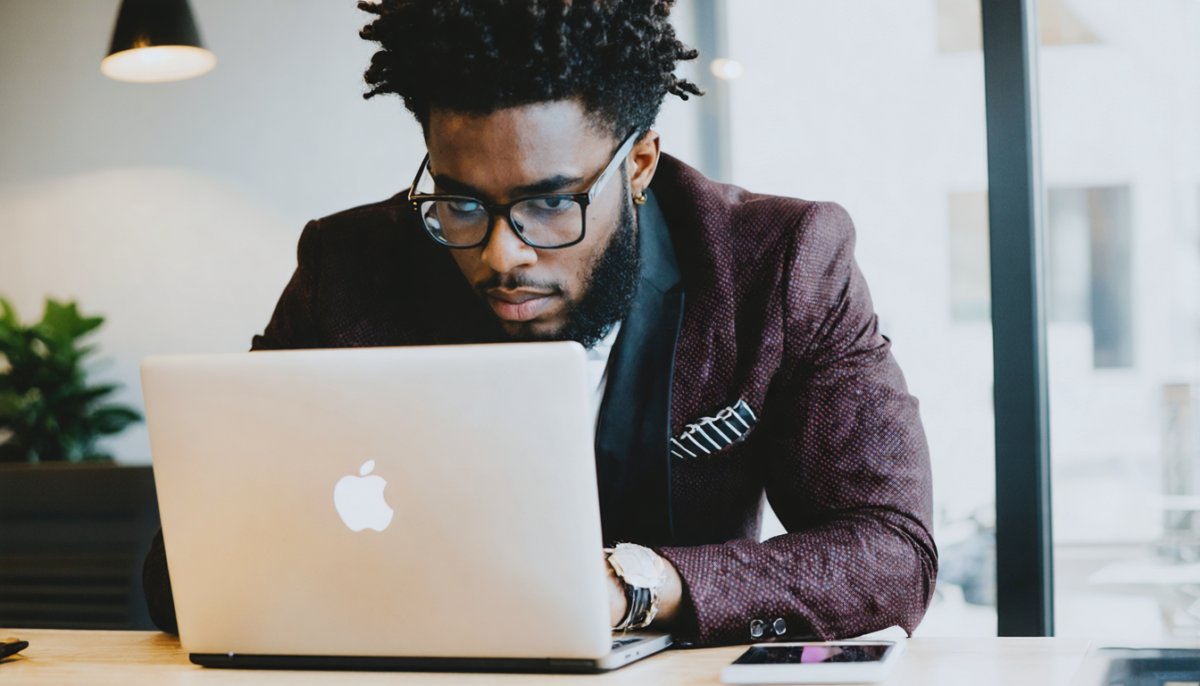 découvrez des métiers bien rémunérés à 5000 euros par mois accessibles sans diplôme et explorez des opportunités professionnelles lucratives et inédites.